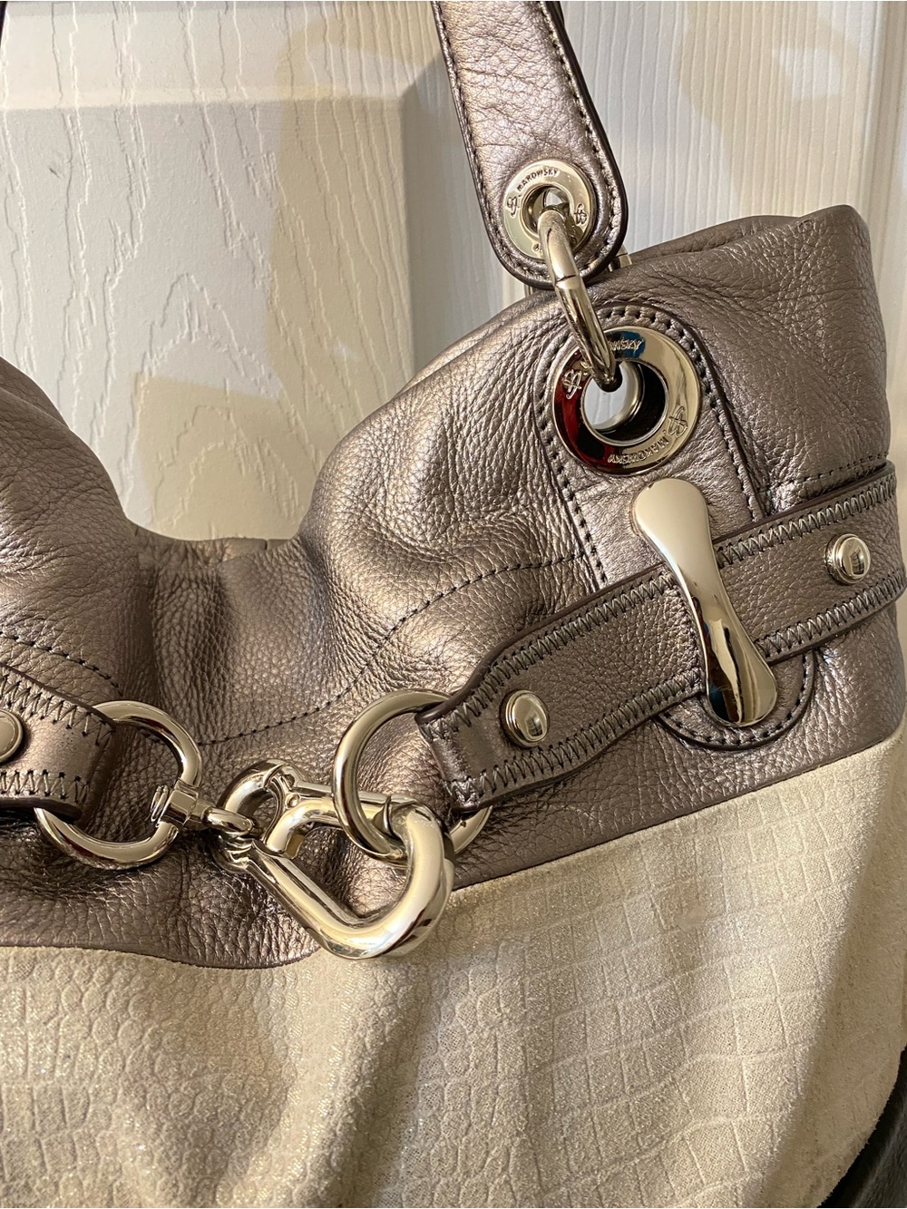 B Makowsky Tri Color Shoulder bag, good condition clean interior Large Size - Picture 3 of 11